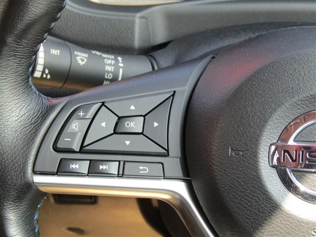 Nissan LEAF 2020-02 22827-11