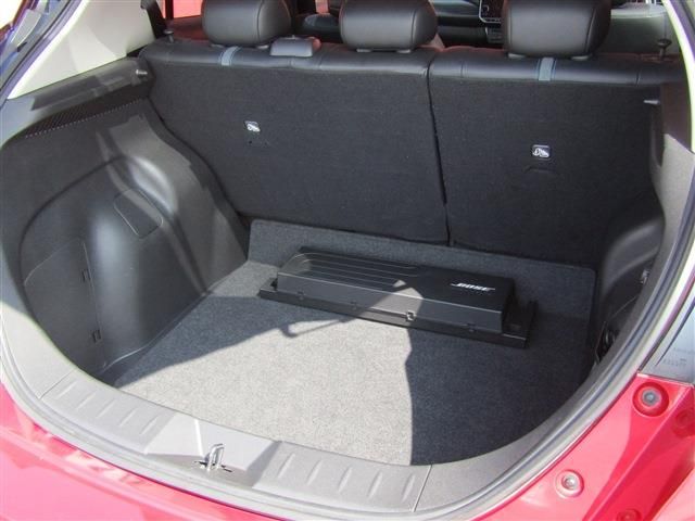 Nissan LEAF 2020-02 22827-7