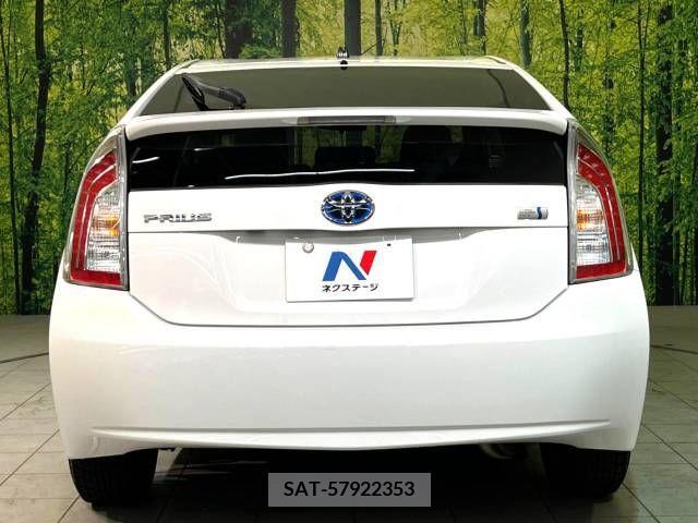 Toyota PRIUS 2012-04 327907-15