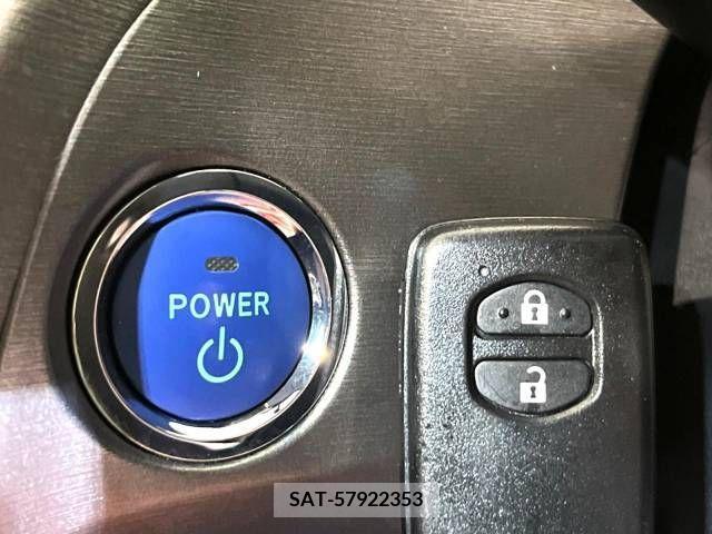 Toyota PRIUS 2012-04 327907-5