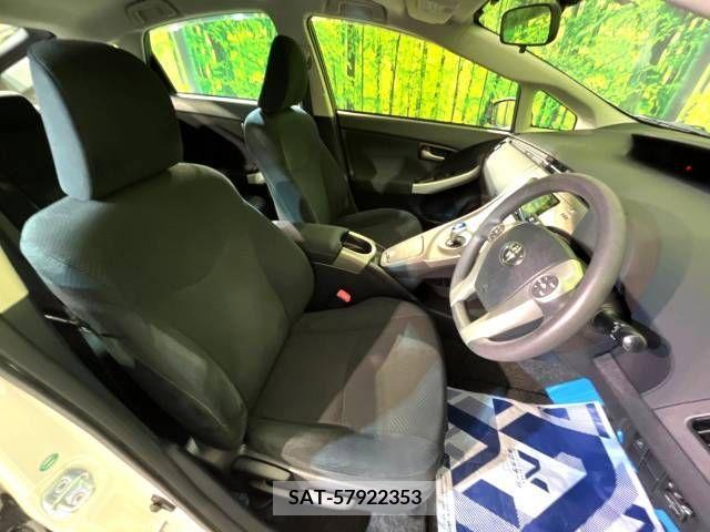Toyota PRIUS 2012-04 327907-10