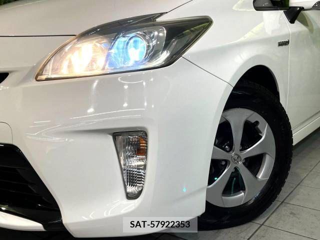 Toyota PRIUS 2012-04 327907-8