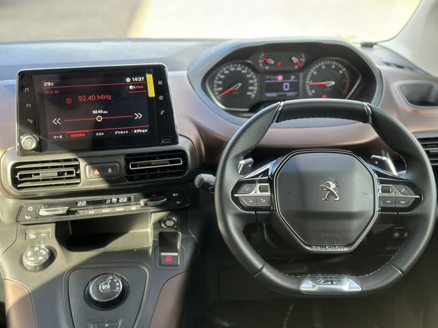 Peugeot Rifter 2023-01 15335-4