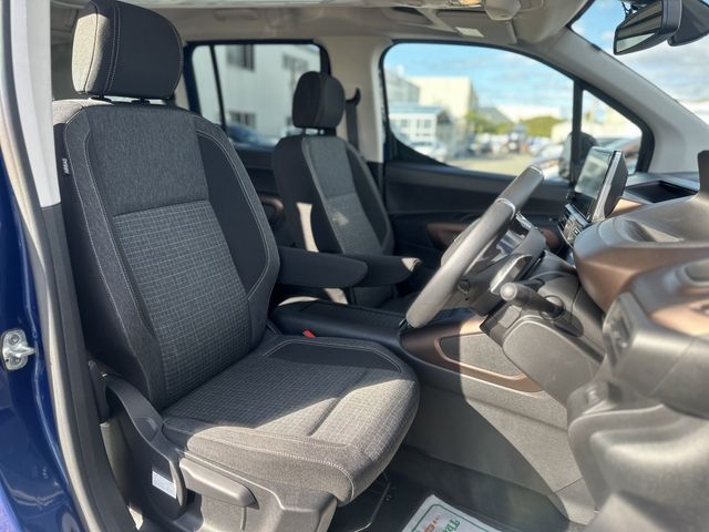 Peugeot Rifter 2023-01 15335-15