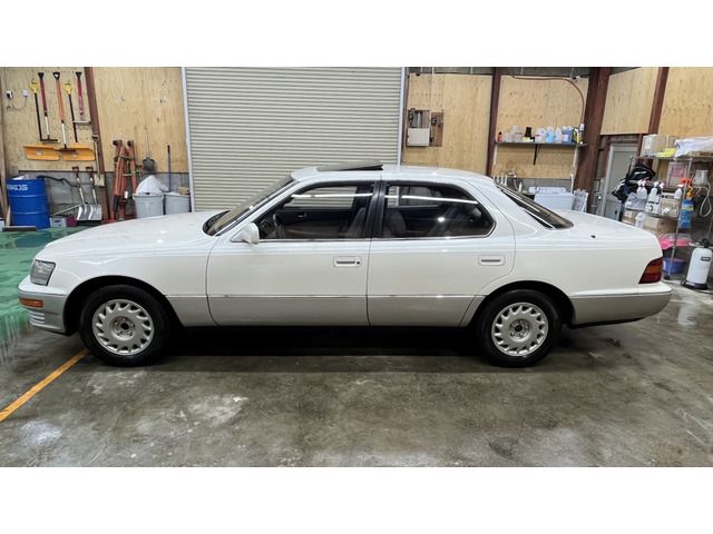 Lexus LS 1990-09 187933-3