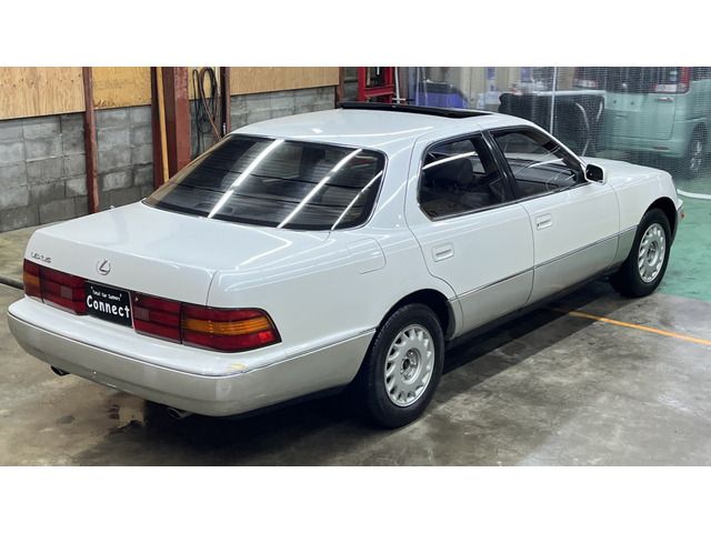 Lexus LS 1990-09 187933-9