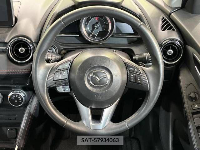 Mazda DEMIO 2015-01 390498-11
