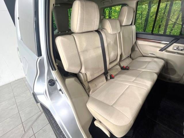 Mitsubishi PAJERO 2011-06 187781-8