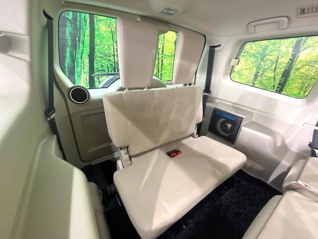 Mitsubishi PAJERO 2011-06 187781-9