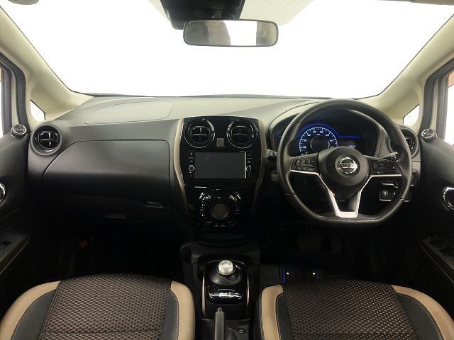 Nissan NOTE 2017-09 10469-1