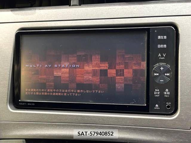 Toyota PRIUS 2012-03 247491-2