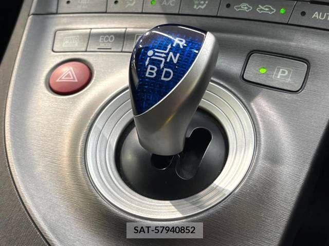 Toyota PRIUS 2012-03 247491-18