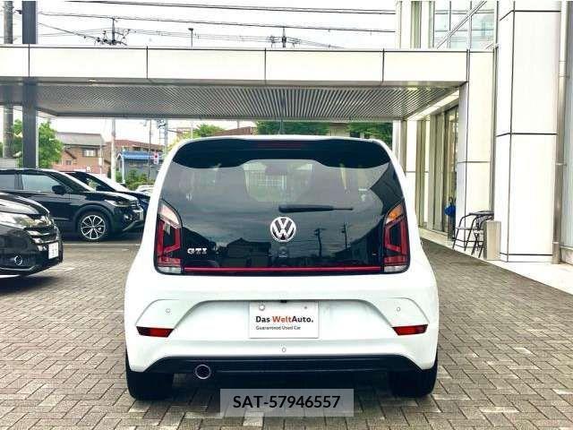 VolksWagen UP! 2020-03 331376-8