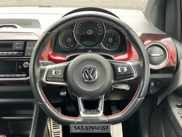 VolksWagen UP! 2020-03 331376-1