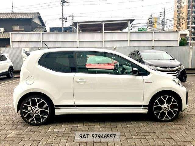 VolksWagen UP! 2020-03 331376-6