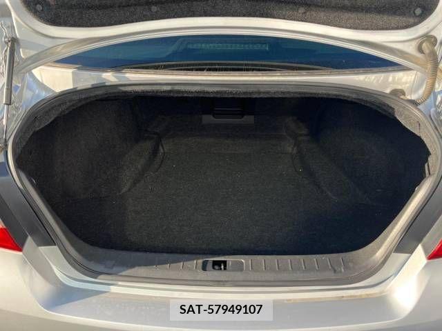 Nissan FUGA 2010-02 271098-11