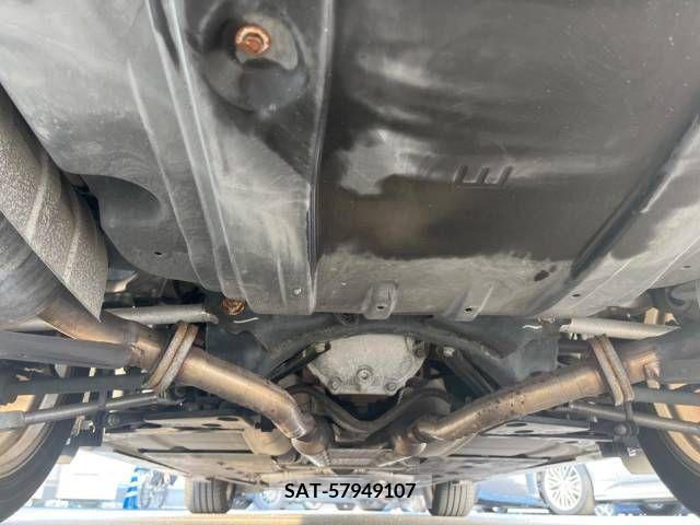 Nissan FUGA 2010-02 271098-19
