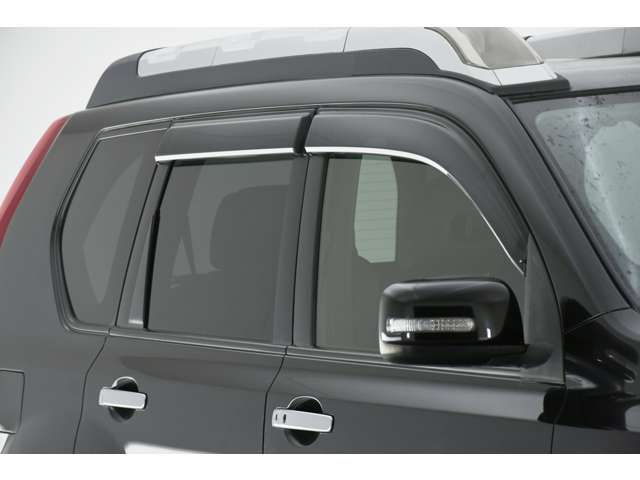 Nissan X-TRAIL 2013-04 182173-3