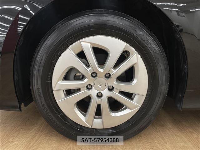 Toyota PRIUS 2019-03 282070-17
