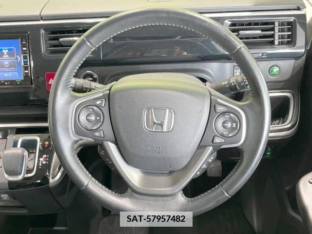 Honda e 2021-02 380128-12