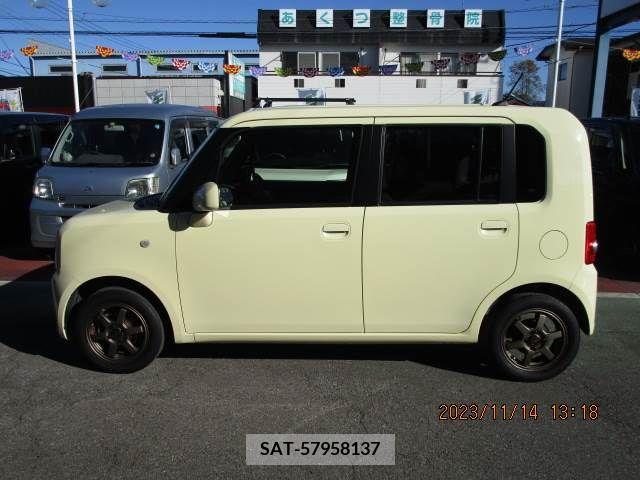 Daihatsu MOVE CONTE 2015-07 246193-2
