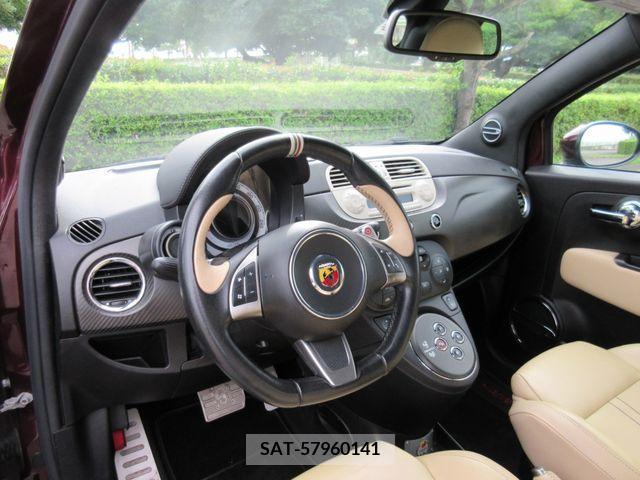 Abarth 695 2013-05 387377-1