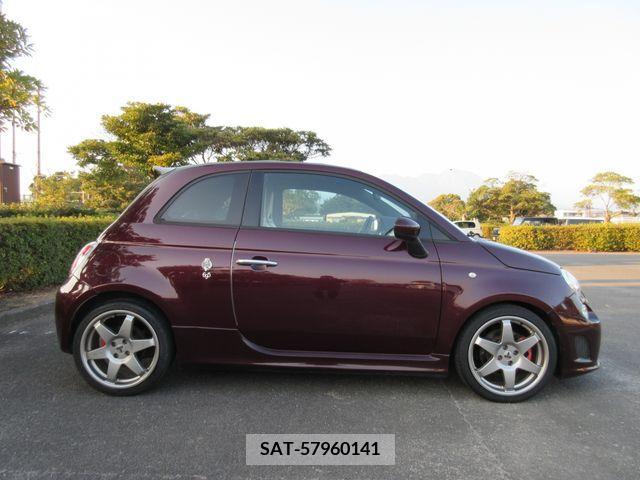 Abarth 695 2013-05 387377-11