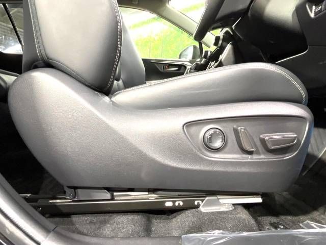 Toyota RAV4 2019-12 9126-7