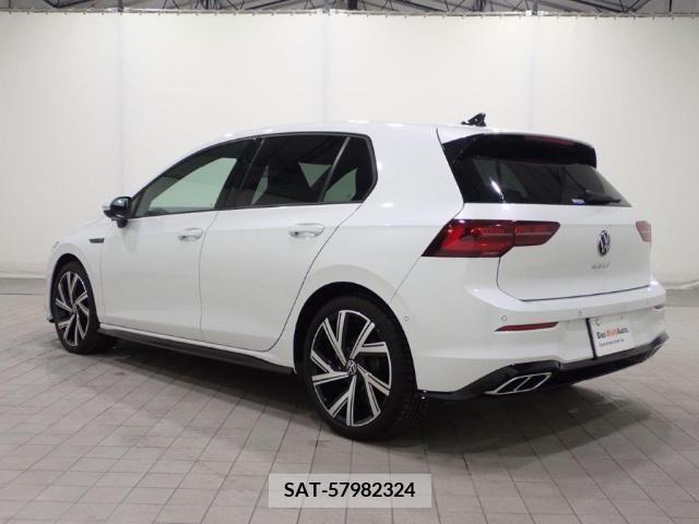 VolksWagen GOLF 2022-02 225340-5