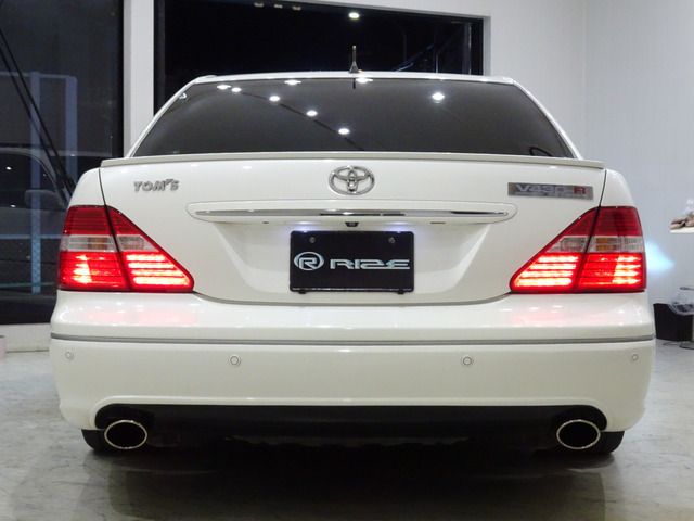 Toyota CELSIOR 2005-07 193903-4