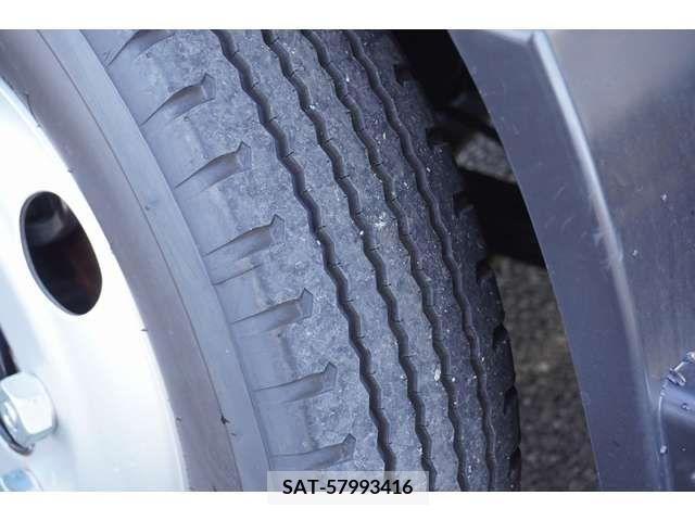 Mitsubishi CANTER 2023-09 225569-9