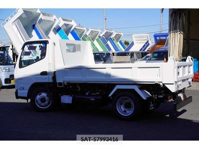 Mitsubishi CANTER 2023-09 225569-6