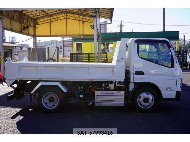 Mitsubishi CANTER 2023-09 225569-4
