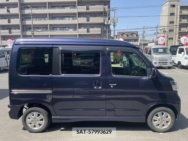 Daihatsu ATRAI WAGON 2017-11 206166-6