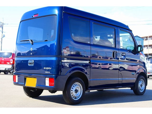 Suzuki EVERY 2022-03 189949-4