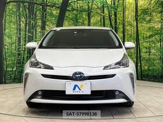 Toyota PRIUS 2021-04 281716-14