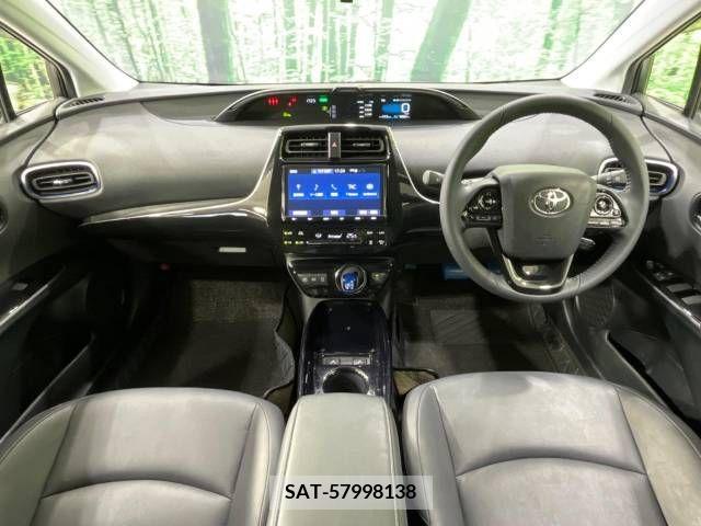 Toyota PRIUS 2021-04 281716-1