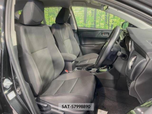 Toyota AURIS 2016-05 261548-9