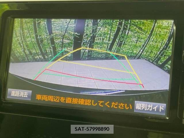 Toyota AURIS 2016-05 261548-3
