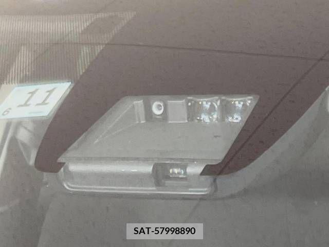 Toyota AURIS 2016-05 261548-4
