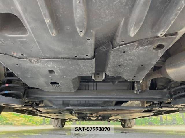 Toyota AURIS 2016-05 261548-19