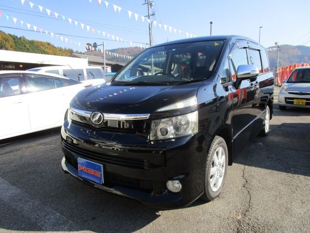 Toyota VOXY 2007-12 17214-0