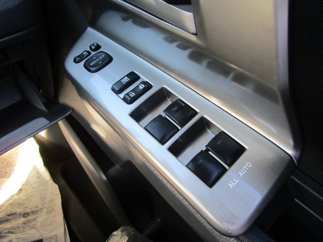 Toyota VOXY 2007-12 17214-14