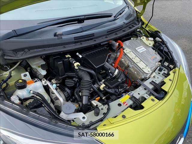 Nissan NOTE 2017-08 351182-16