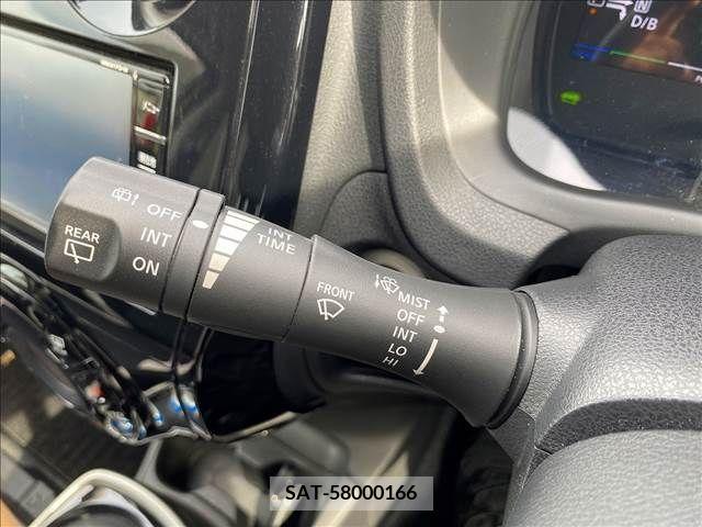 Nissan NOTE 2017-08 351182-10