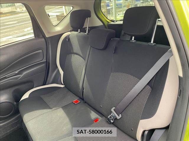 Nissan NOTE 2017-08 351182-4
