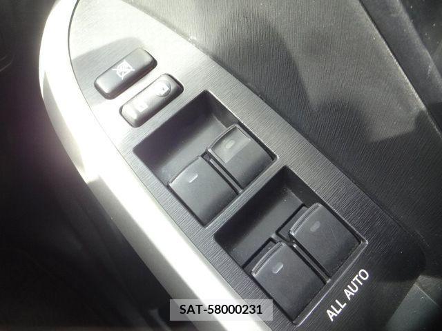 Toyota PRIUS 2013-07 345768-26