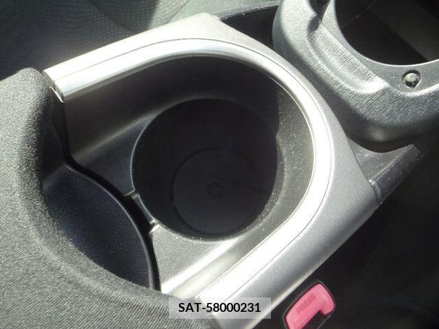 Toyota PRIUS 2013-07 345768-22