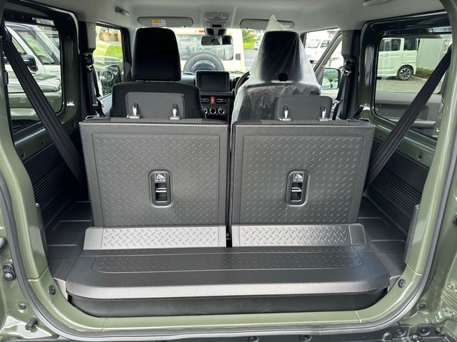 Suzuki JIMNY 2023-08 23911-9