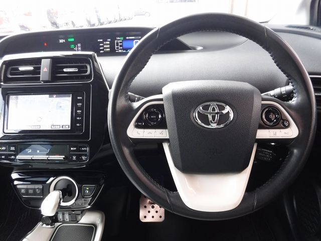 Toyota PRIUS 2016-06 21650-9
